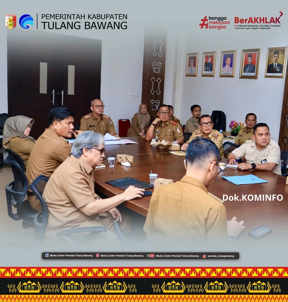 Sekretaris Daerah Kabupaten Tulang Bawang Hadiri Rapat TAPD dan RAPBD Perubahan Tahun Anggaran 2025.