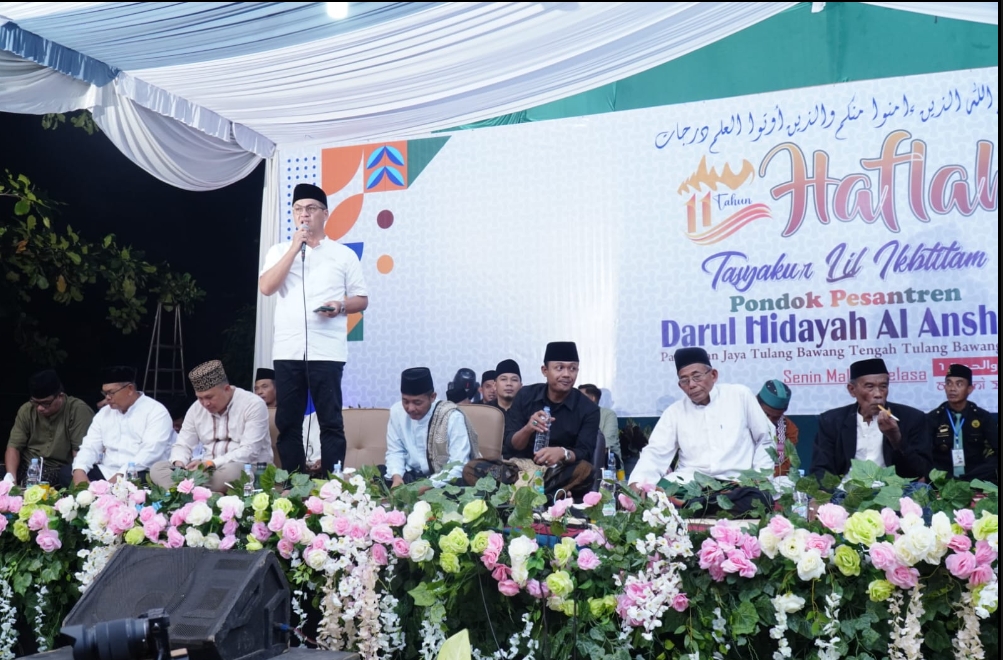 Bupati Tubaba Novriwan Jaya Hadiri Haflah Akhirussanah dan Wisuda Ponpes Darul Hidayah al-anshori.